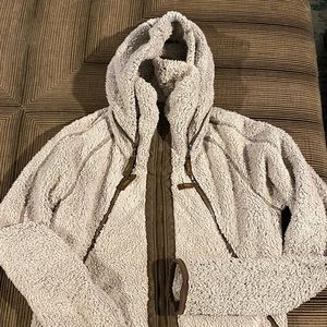 Kuhl Size M hooded fleece